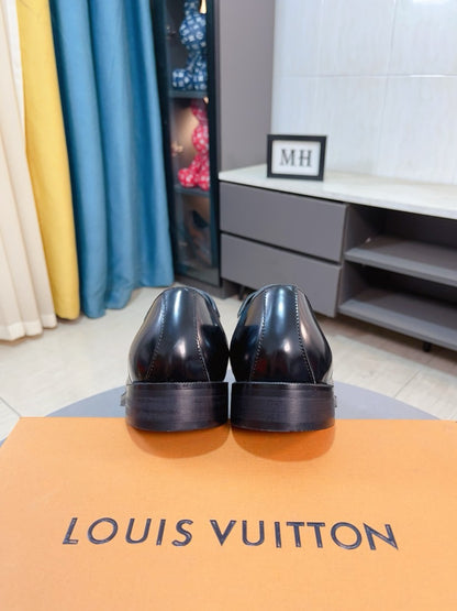 Louis Vuitton Men's Business Casual Leather Shoes
