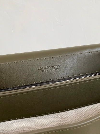 Bottega Veneta Andiamo Messenger Bag