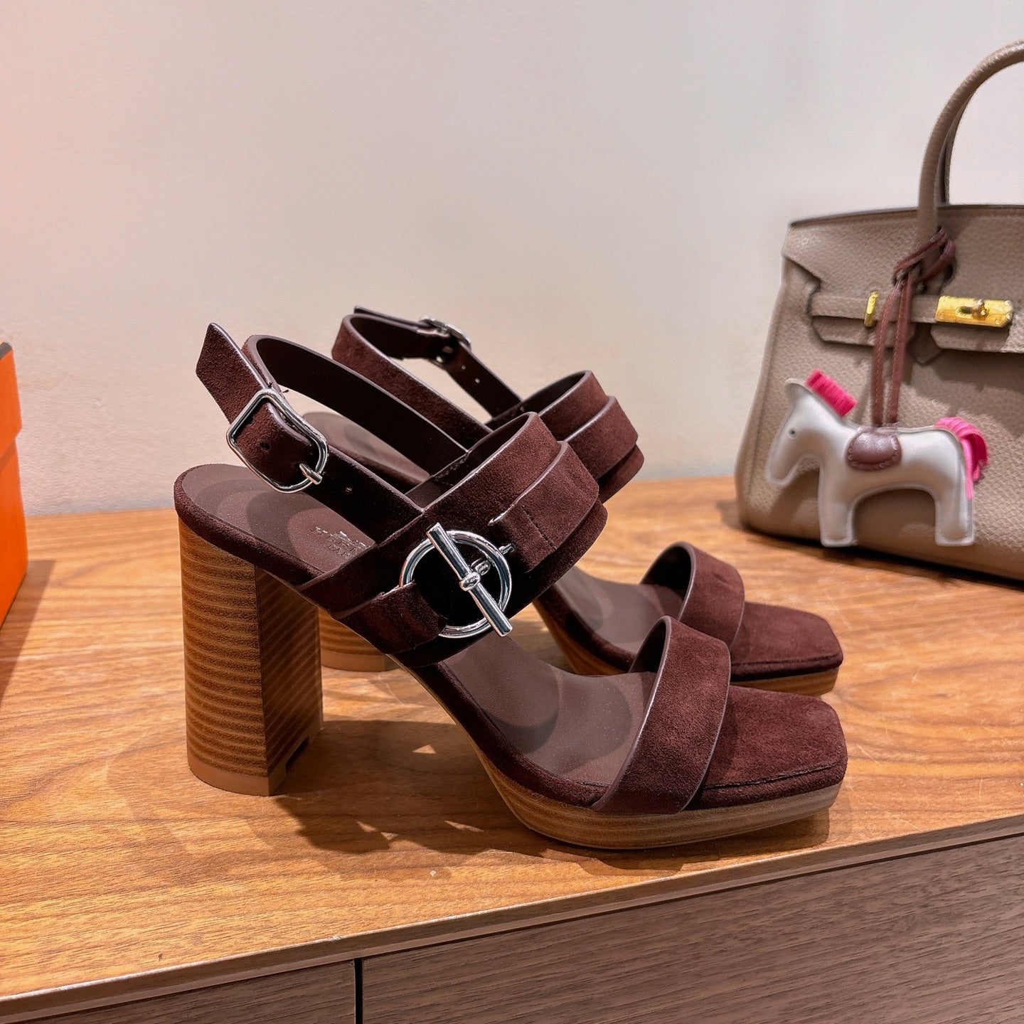 Hermes Color Block Flat Sandals – 2025 New Collection
