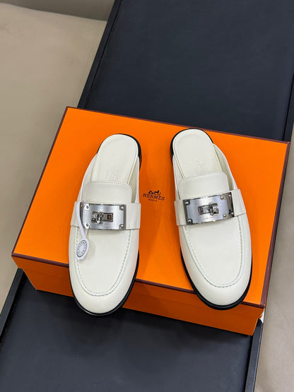 Hermes Kelly Wide Buckle Mules – 2025 Collection