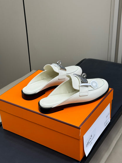Hermes Kelly Wide Buckle Mules – 2025 Collection