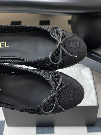 Chanel Lace Mesh Bow Ballet Flats – 25P Early Spring Collection