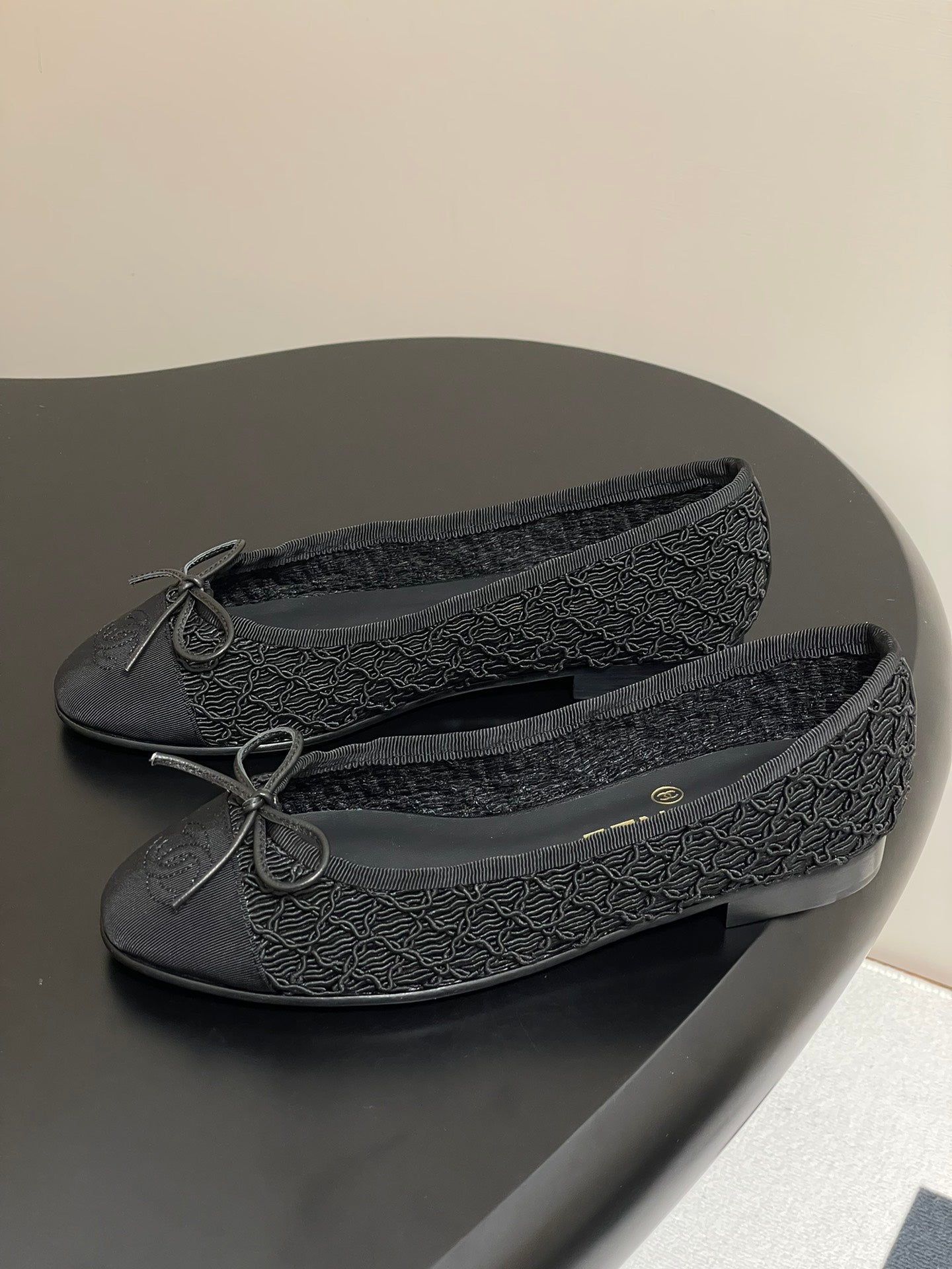 Chanel Lace Mesh Bow Ballet Flats – 25P Early Spring Collection