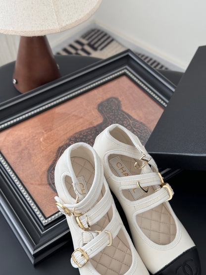 Chanel 25S Runway Mary Jane Flats