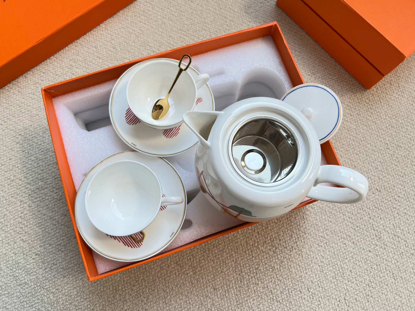 Hermès Saut Hermès Breakfast Porcelain Set