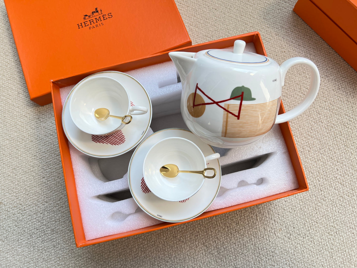 Hermès Saut Hermès Breakfast Porcelain Set