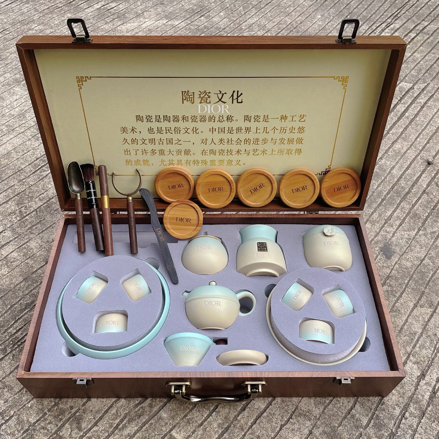 Dior Luxury Kungfu Tea Set
