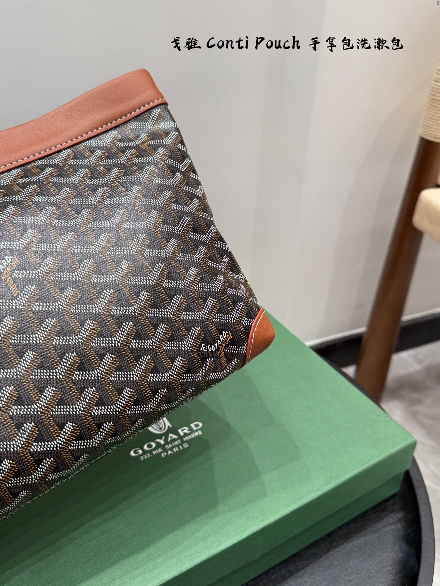 Goyard Conti Pouch Clutch Bag
