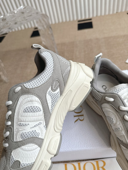 Dior Vibe Sneakers