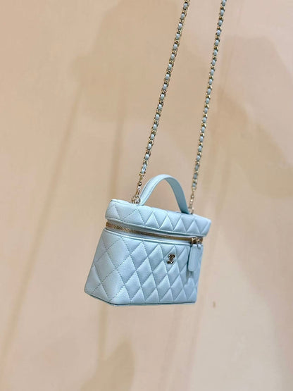 Loro Piana Lunchbox Bag Small Logo – Early Spring Collection – 25C