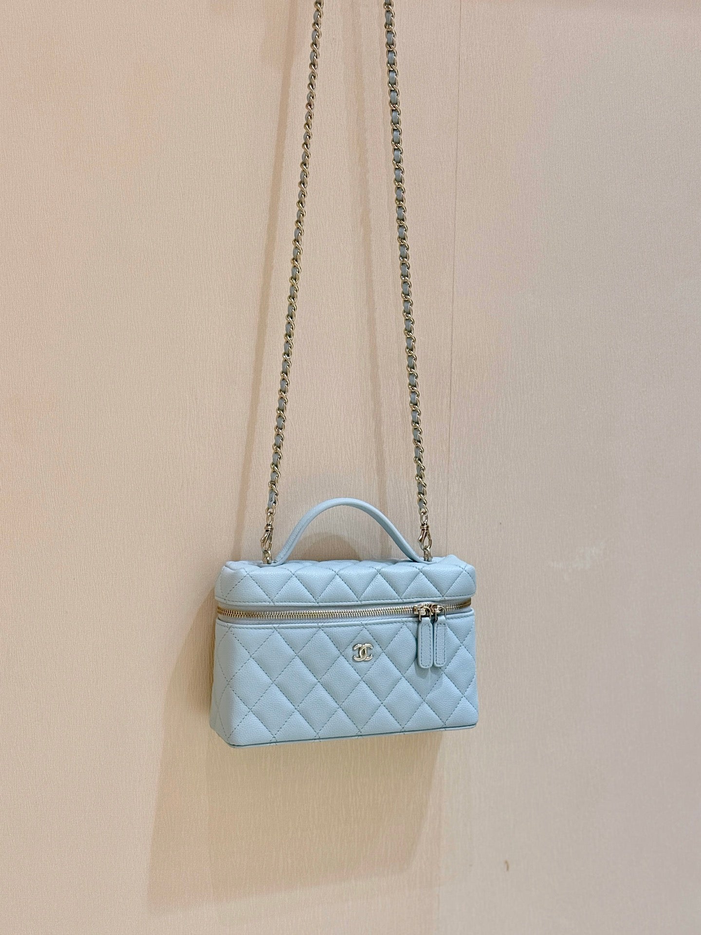 Loro Piana Lunchbox Bag Small Logo – Early Spring Collection – 25C