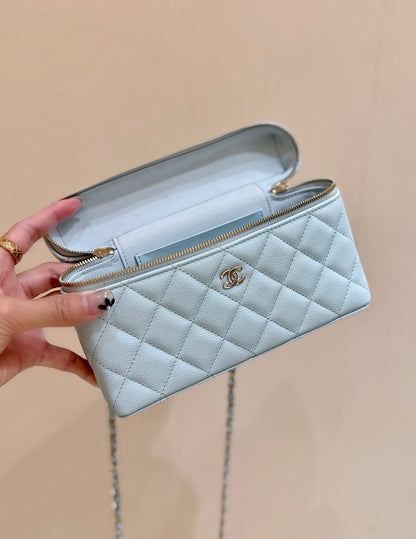 Loro Piana Lunchbox Bag Small Logo – Early Spring Collection – 25C