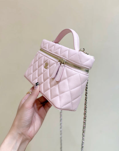 Loro Piana Small Logo Lunchbox Bag – Spring/Summer Collection – 25C