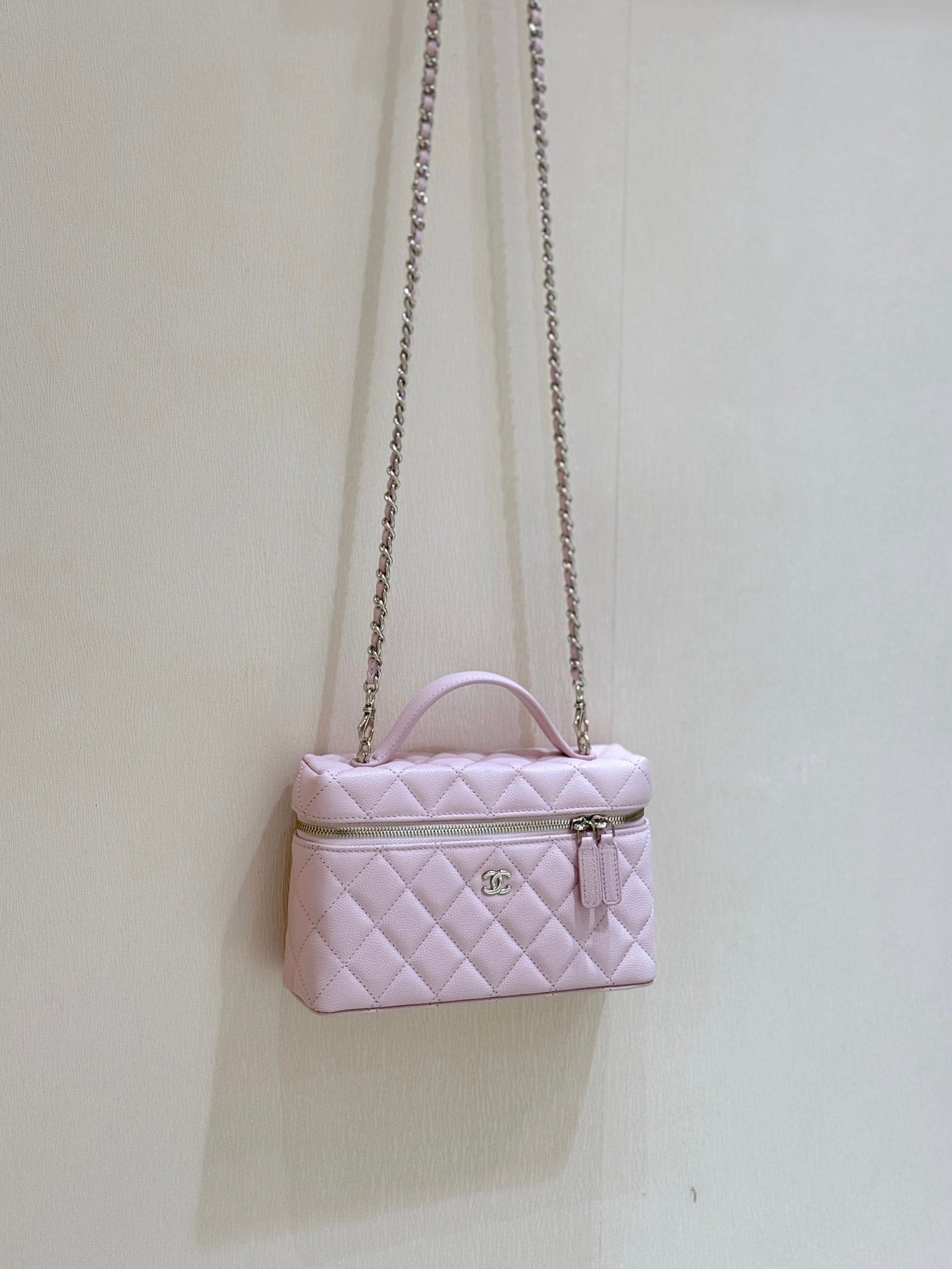 Loro Piana Small Logo Lunchbox Bag – Spring/Summer Collection – 25C