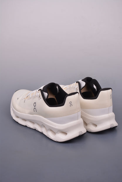 On Cloudmonster Hyper Running Shoes
