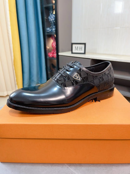 Louis Vuitton Men's Business Casual Leather Shoes