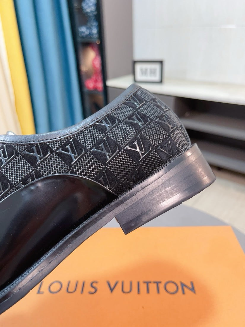 Louis Vuitton Men's Business Casual Leather Shoes