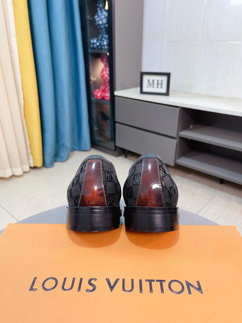 Louis Vuitton Men's Business Casual Leather Shoes