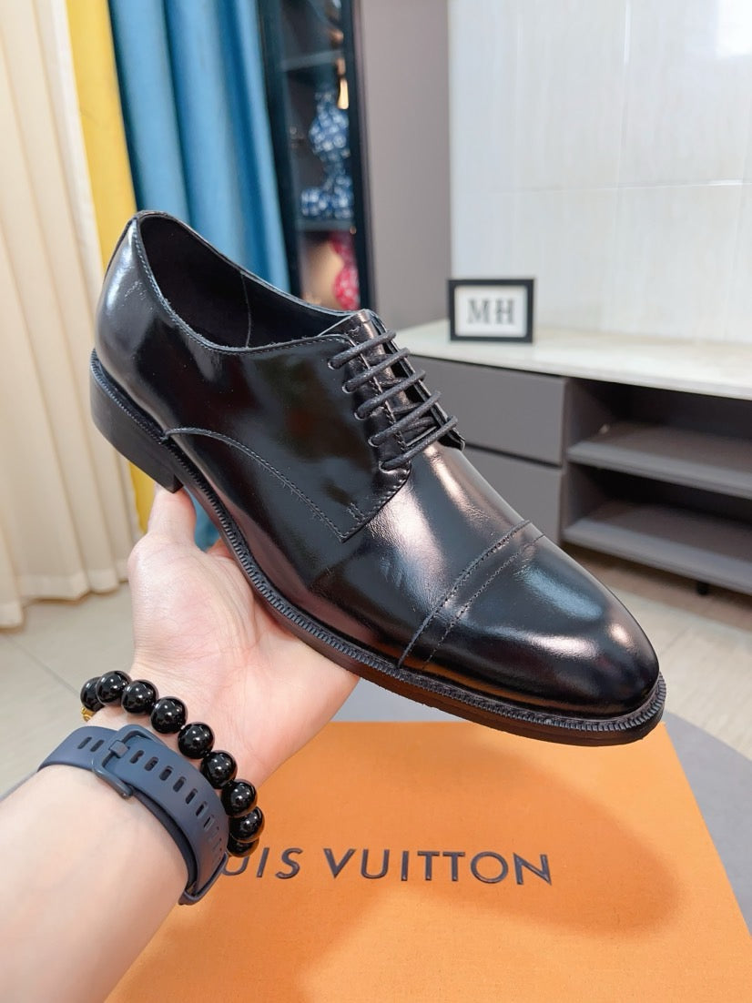 Louis Vuitton Men's Business Casual Leather Shoes
