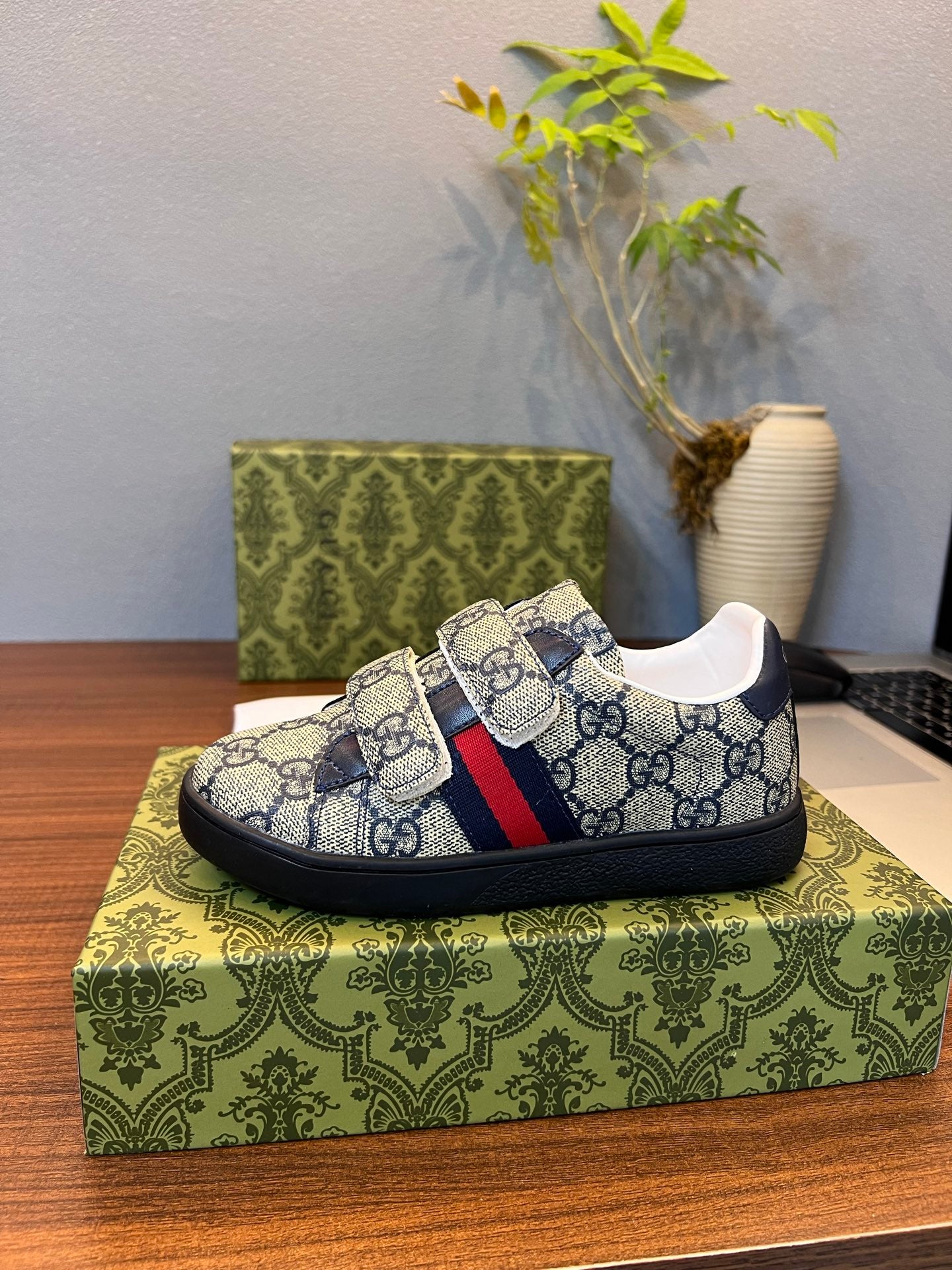 Gucci Kids Sheepskin-Lined Sneakers