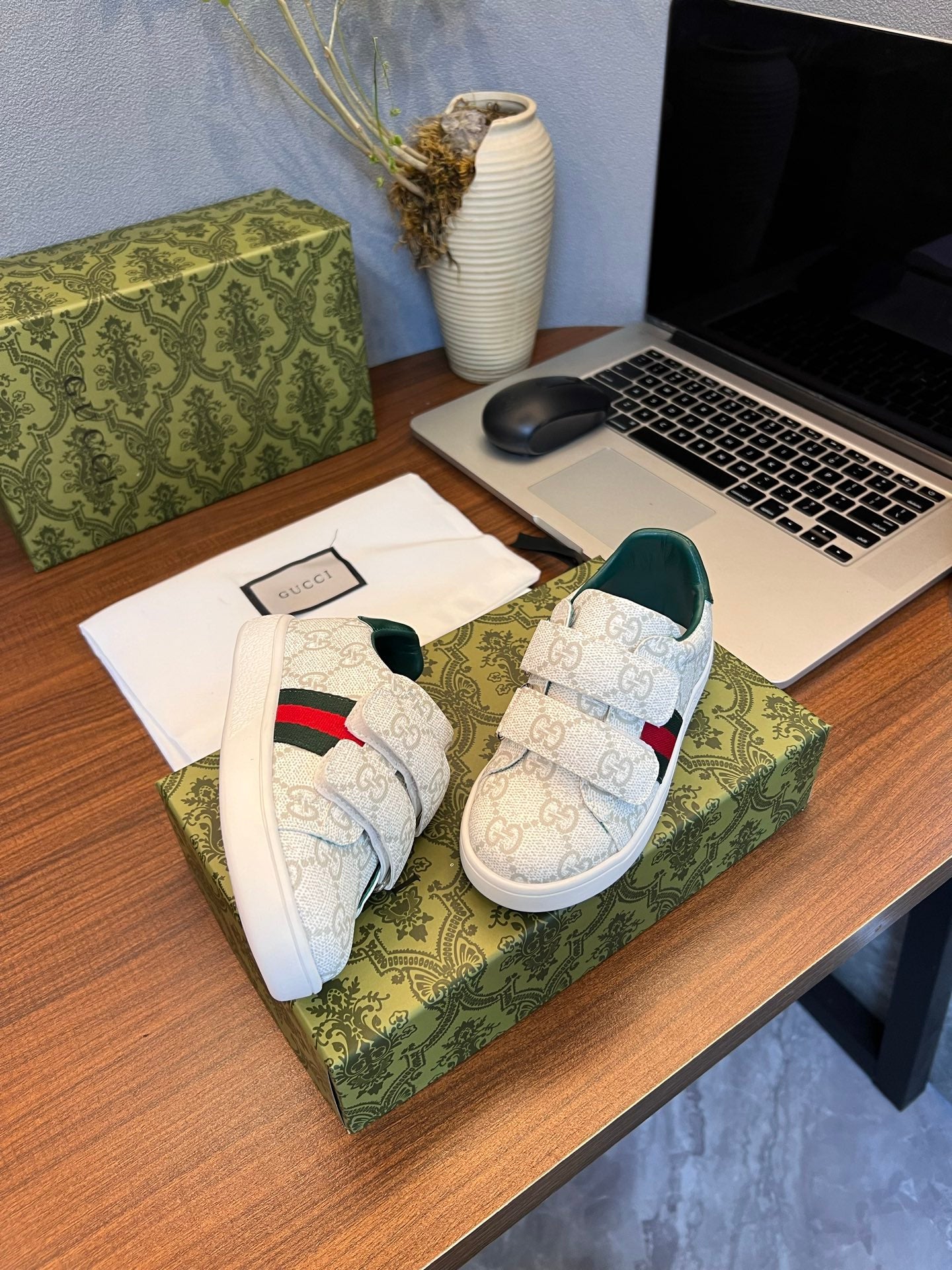 Gucci Kids Sheepskin-Lined Sneakers