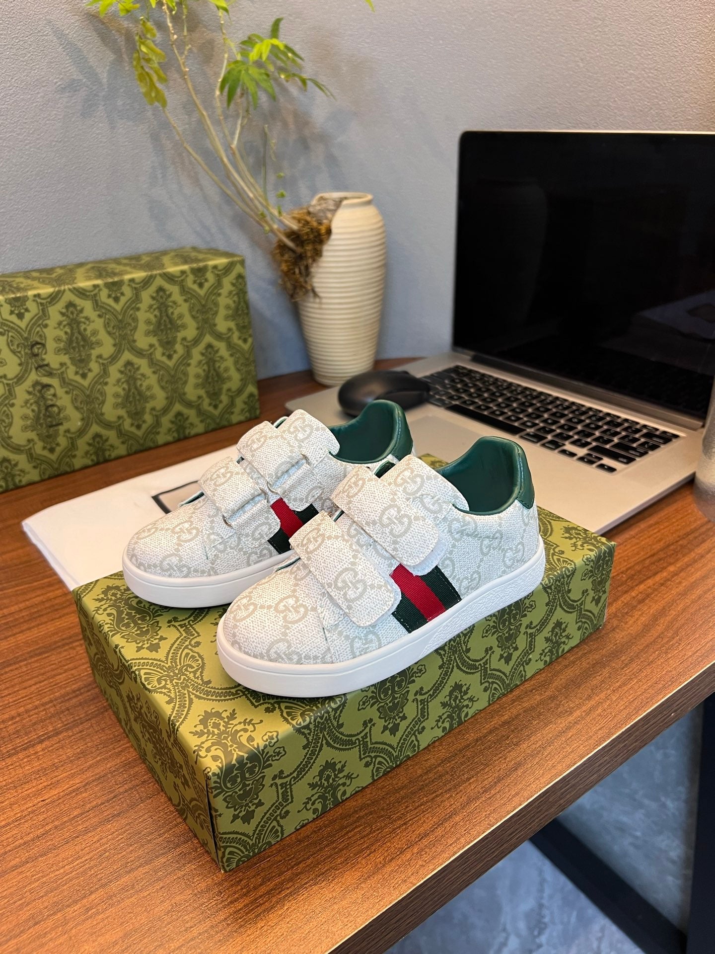 Gucci Kids Sheepskin-Lined Sneakers