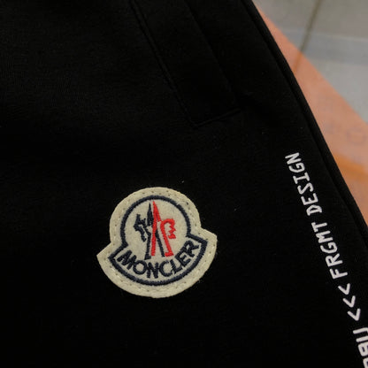 Moncler Spliced Logo Casual Shorts – 2026SS