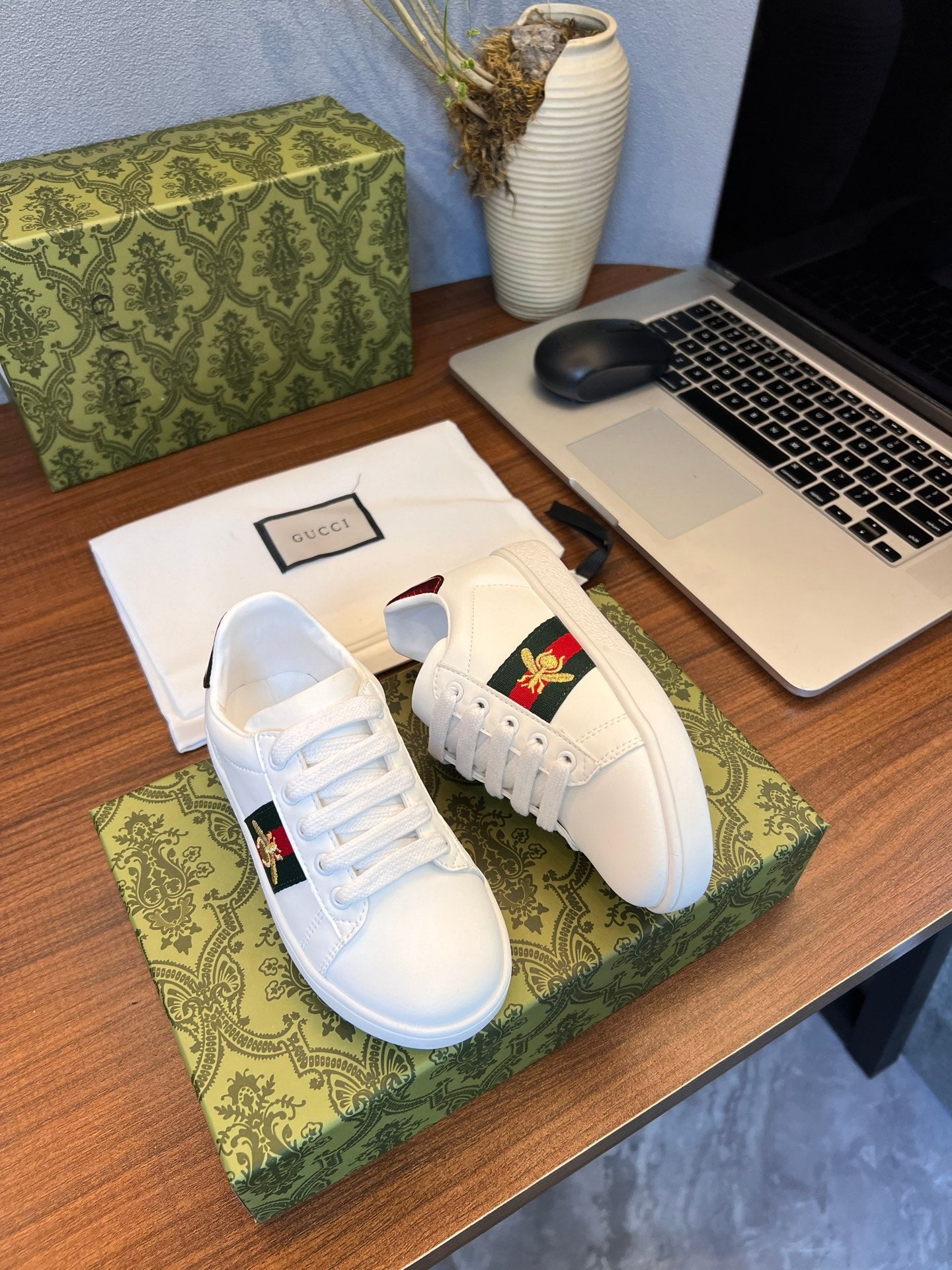 Gucci Kids Sheepskin-Lined Sneakers