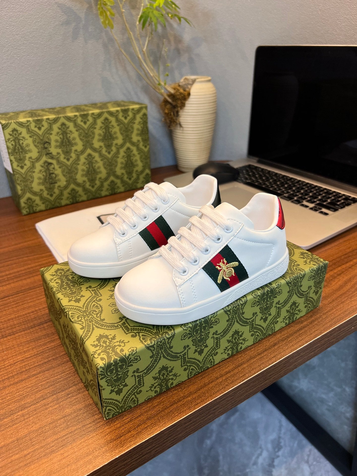 Gucci Kids Sheepskin-Lined Sneakers