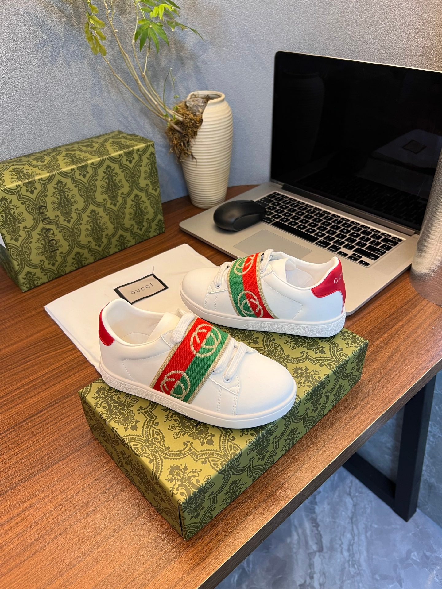 Gucci Kids Sheepskin-Lined Sneakers