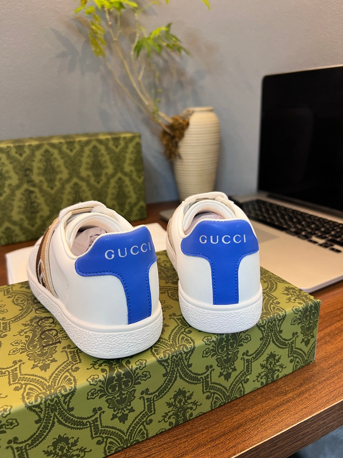 Gucci Kids Sheepskin-Lined Sneakers – Kids Collection
