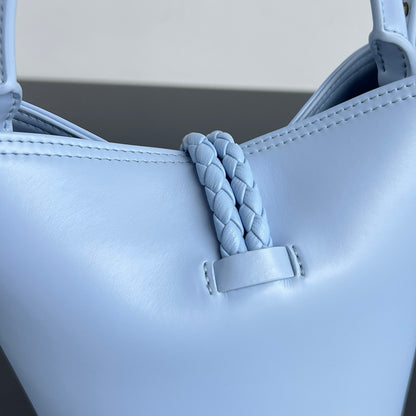 Bottega Veneta Liberta Bucket Bag – 25SS