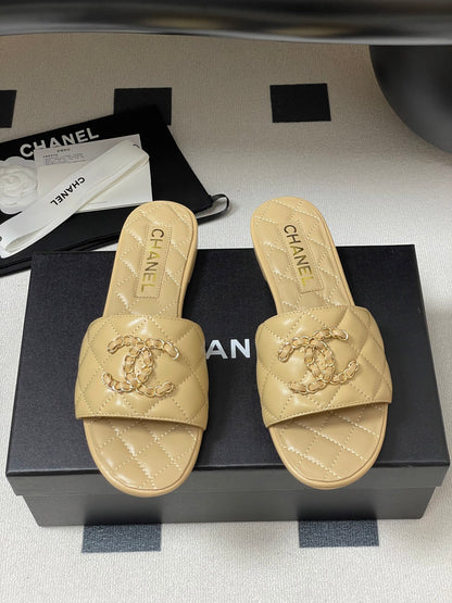 Chanel Quilted Chain Flat Sandals – Spring/Summer Collection