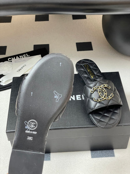 Chanel Quilted Chain Flat Sandals – Spring/Summer Collection