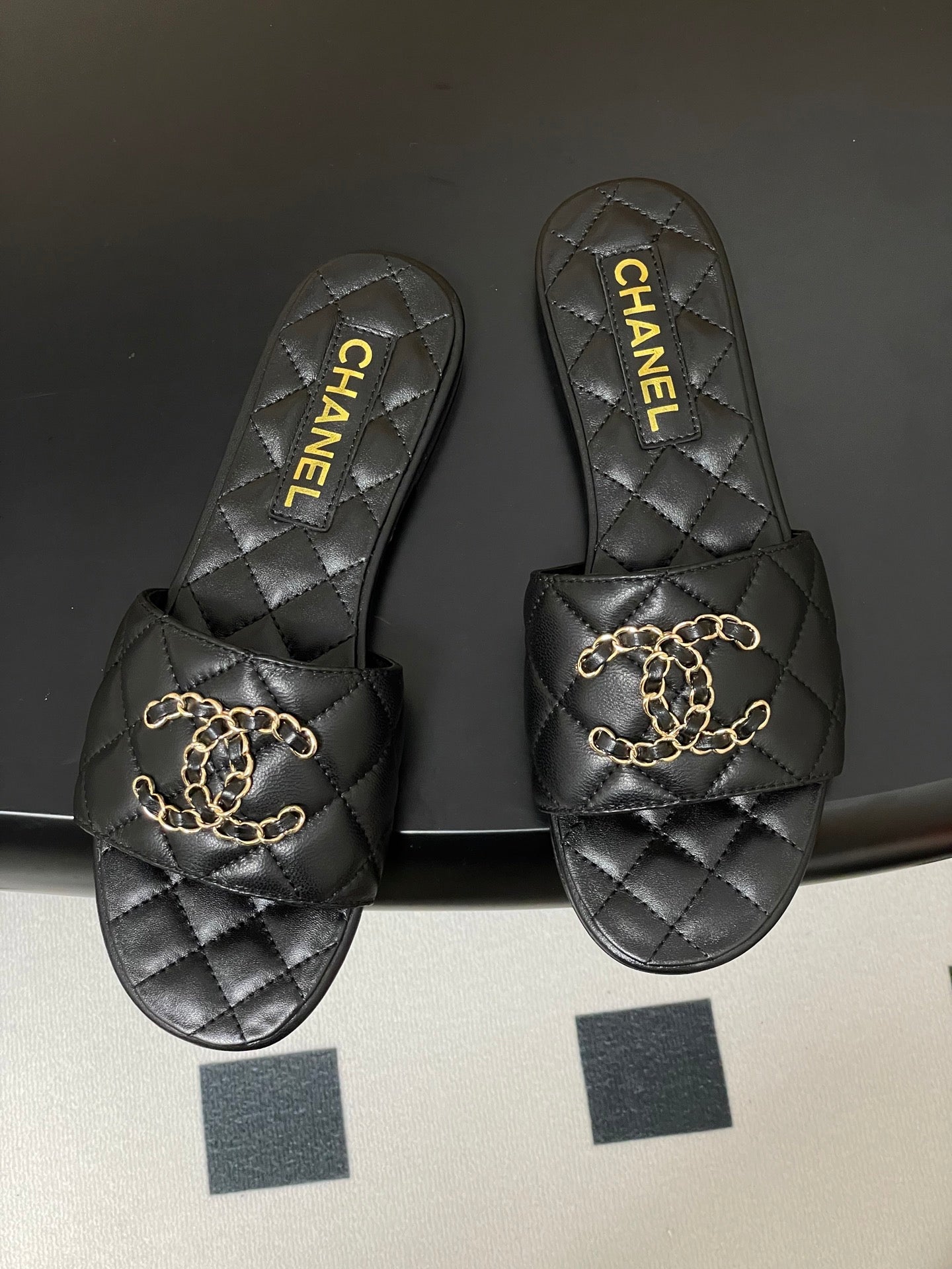 Chanel Quilted Chain Flat Sandals – Spring/Summer Collection