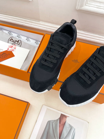 Hermès Classic Couple's Sneakers – 2025 Spring/Summer Collection