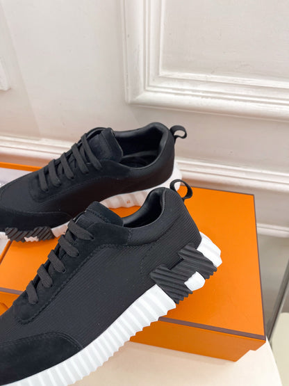 Hermès Classic Couple's Sneakers – 2025 Spring/Summer Collection