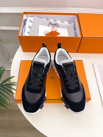 Hermès Classic Couple's Sneakers – 2025 Spring/Summer Collection