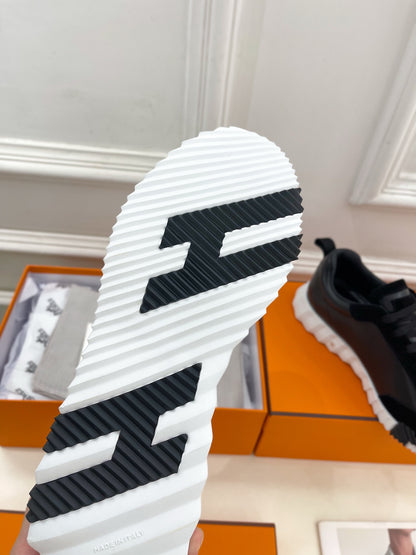 Hermès Classic Couple's Sneakers – 2025 Spring/Summer Collection