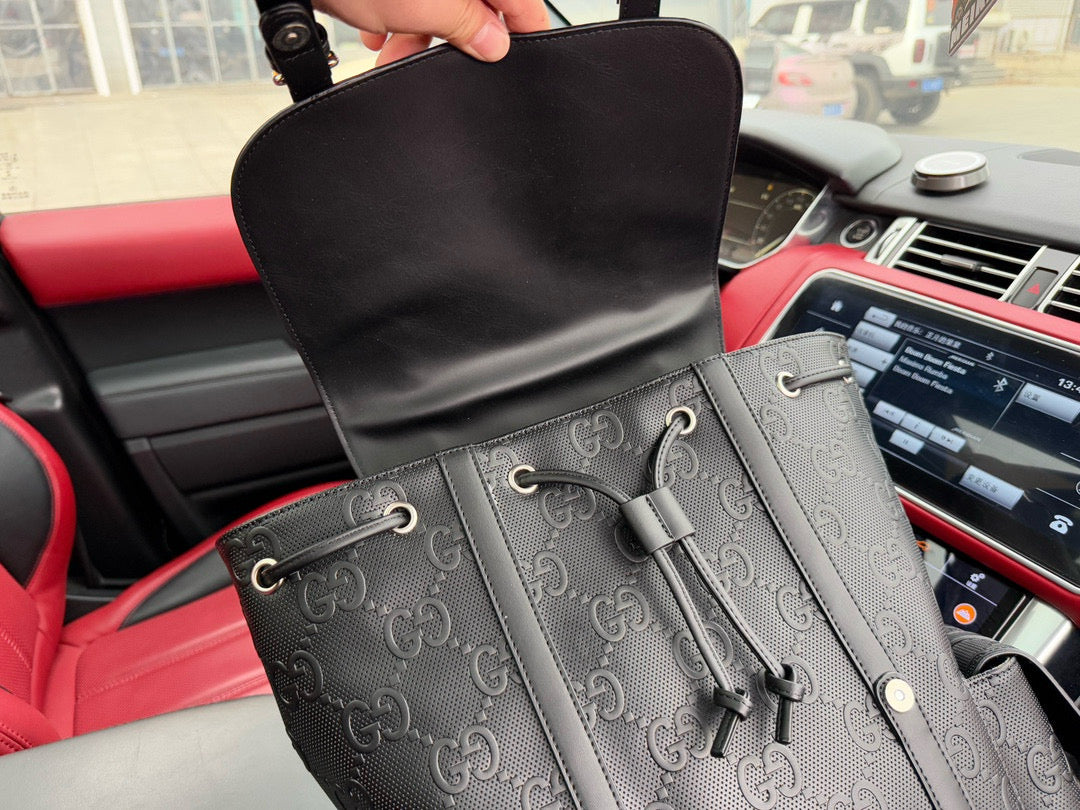 Gucci GG Supreme Men's Travel Backpack