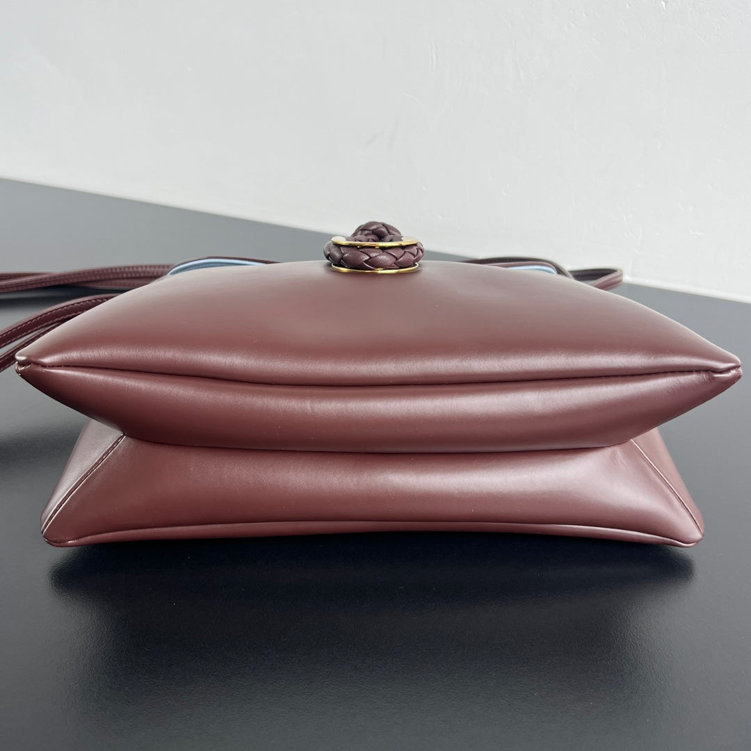 Bottega Veneta Small Liberta Handbag – 24FW