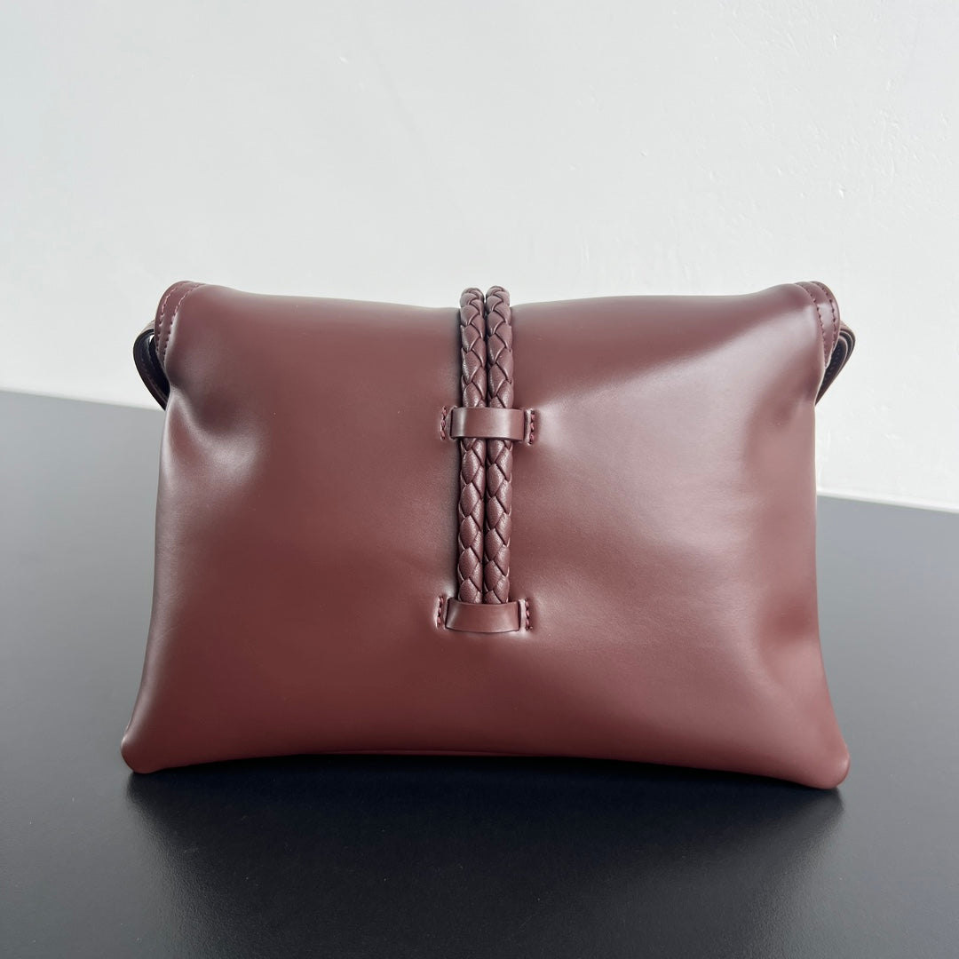 Bottega Veneta Small Liberta Handbag – 24FW