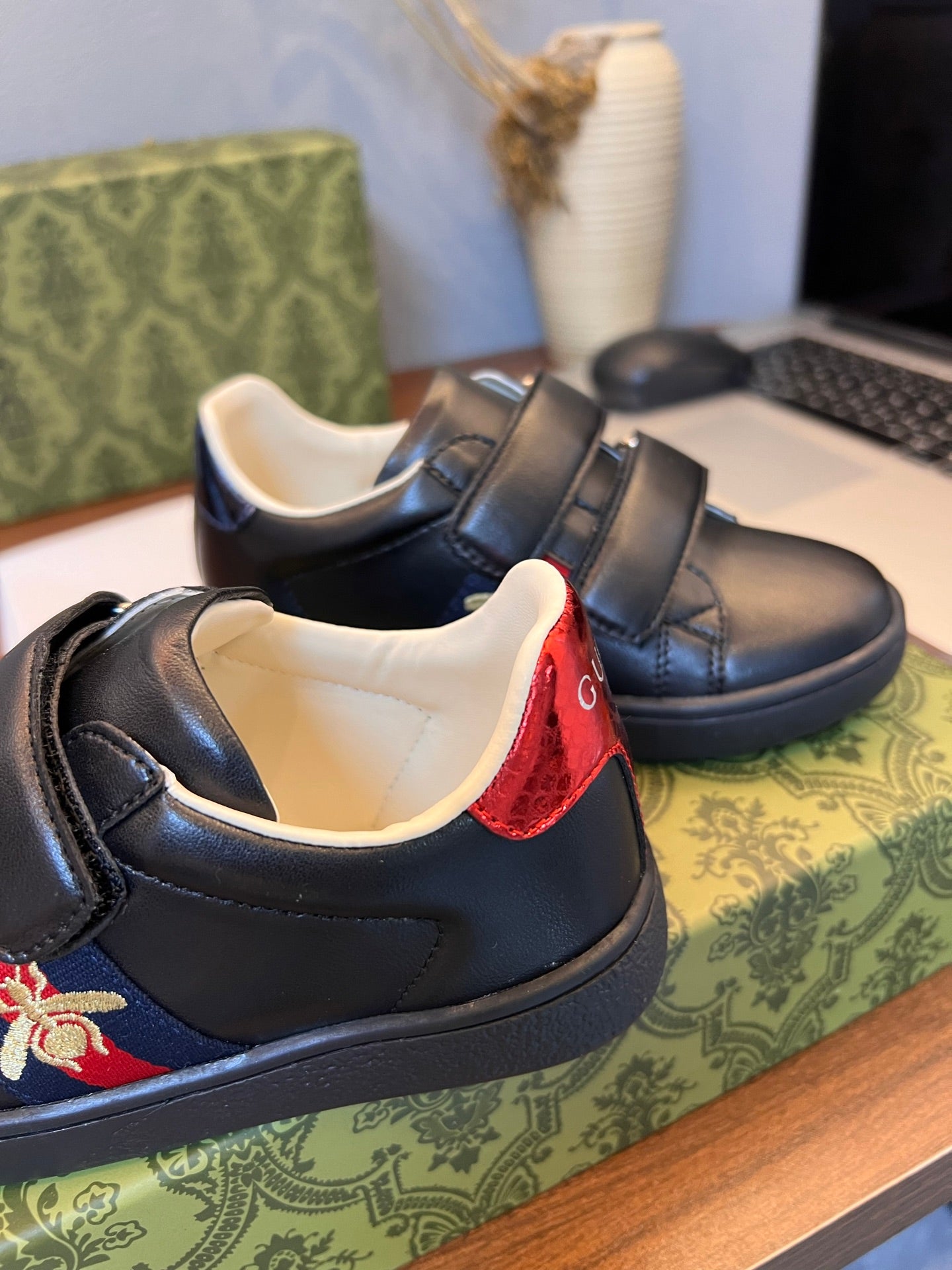 Gucci Kids Sheepskin-Lined Sneakers – Kids Collection