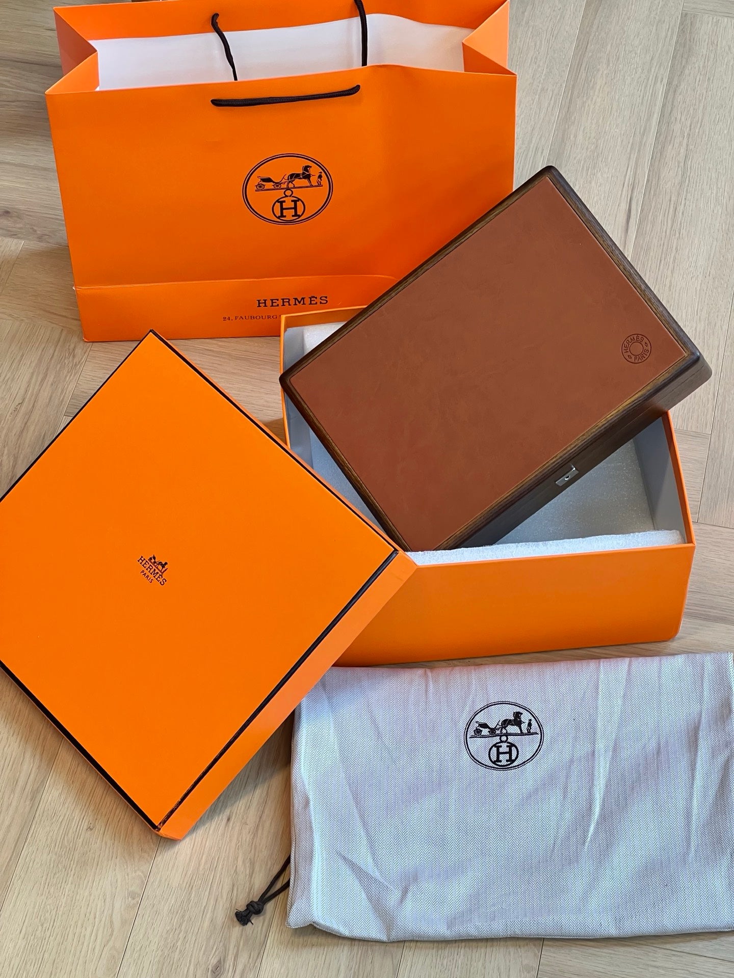 Hermès Rare Leather Wood Jewelry Box