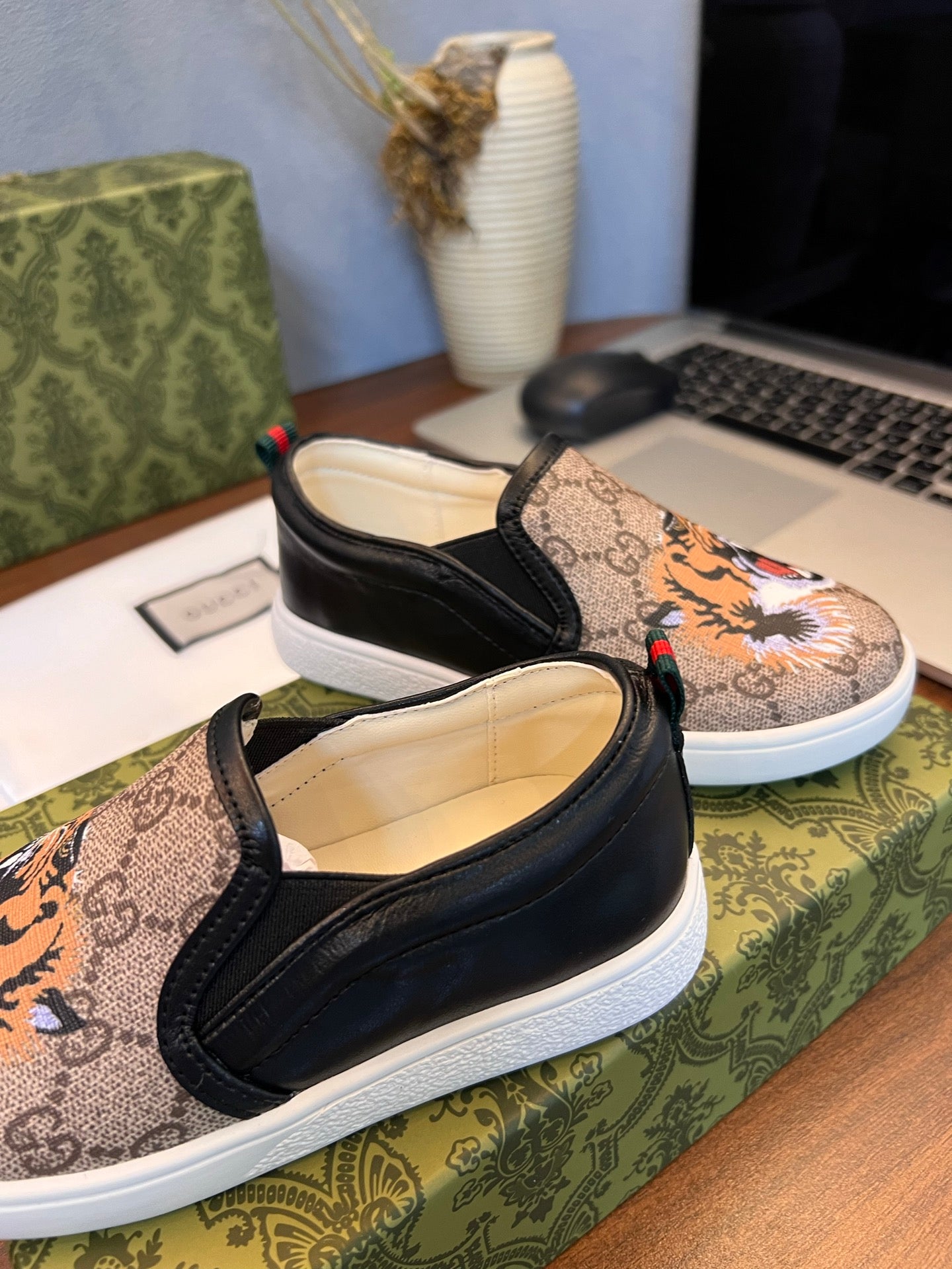 Gucci Kids Sheepskin-Lined Sneakers – Kids Collection