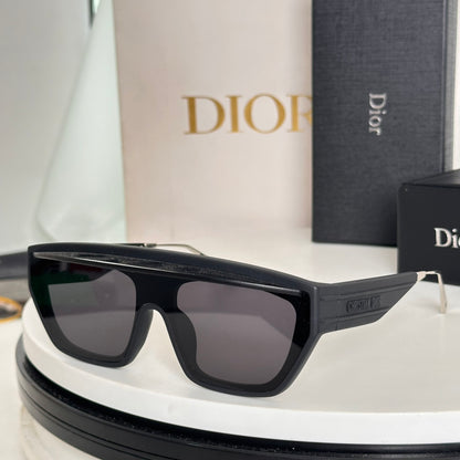 Dior DiorClub M7U Sunglasses