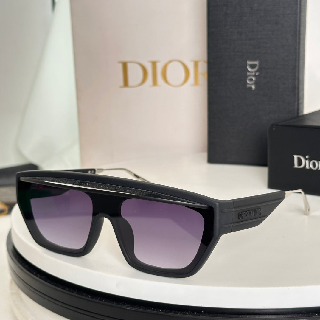 Dior DiorClub M7U Sunglasses