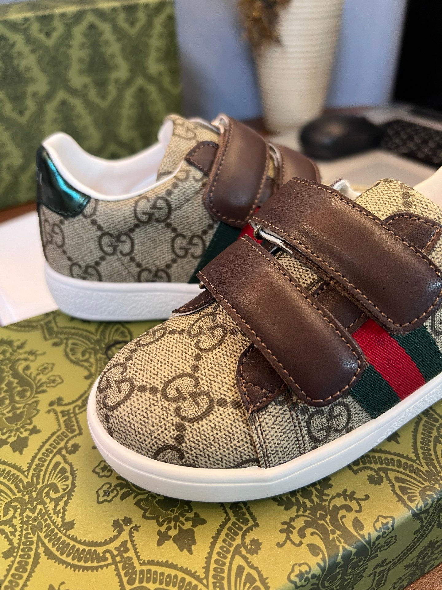 Gucci Kids Sheepskin-Lined Sneakers