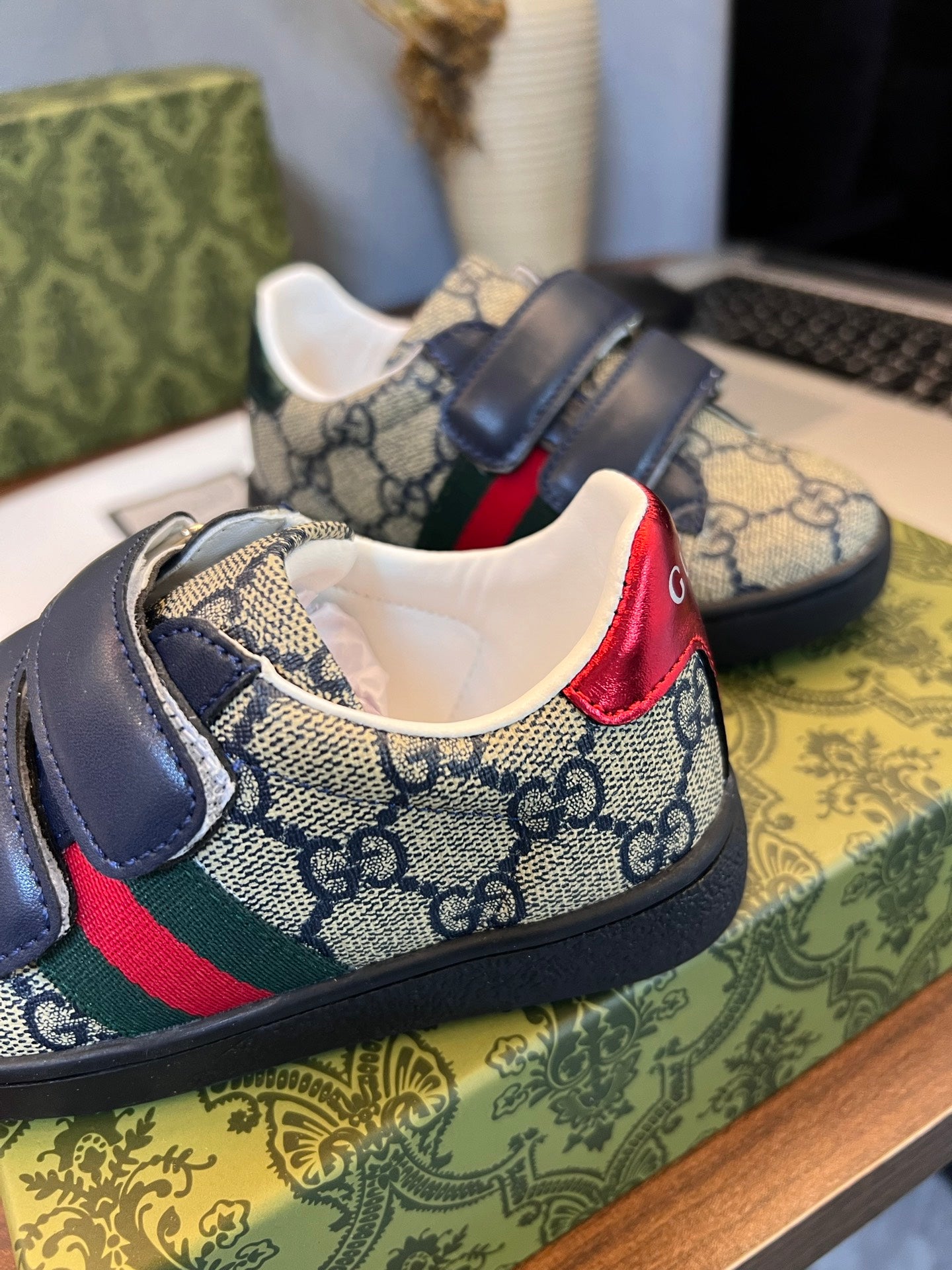 Gucci Kids Sheepskin-Lined Sneakers