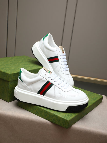 Gucci Men's Calfskin Fashion Loafers